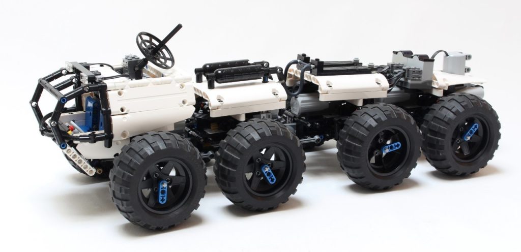 Crawler 8×8 Exploration Vehicle LEGO MOC